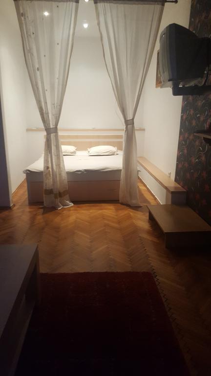 Hospitality Centrum - Nicolae Iorga Bukarest Eksteriør billede
