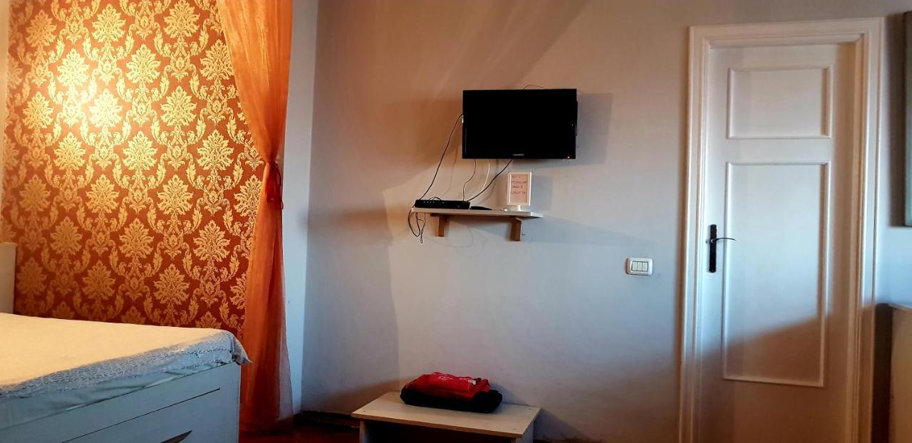 Hospitality Centrum - Nicolae Iorga Bukarest Værelse billede
